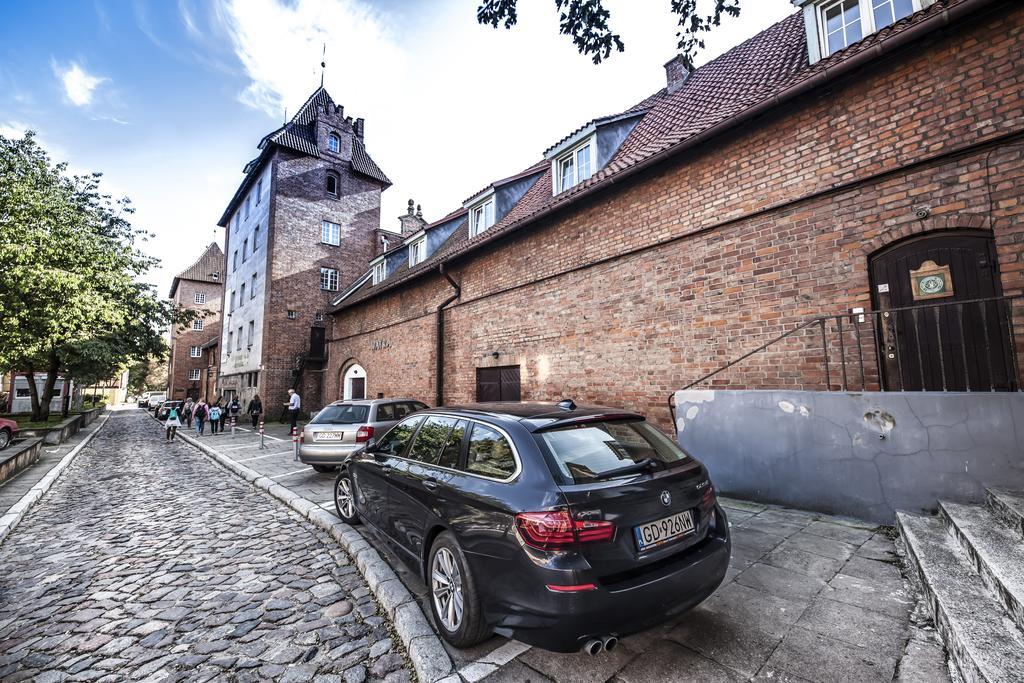Za Murami Hostel Gdansk Bagian luar foto