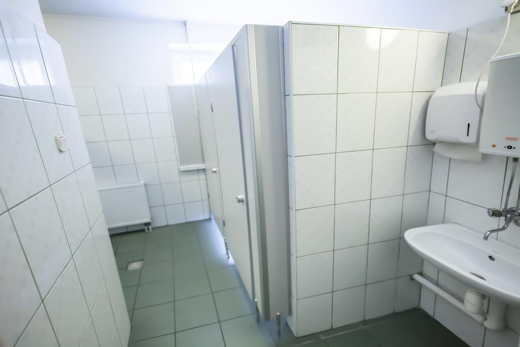 Za Murami Hostel Gdansk Bagian luar foto